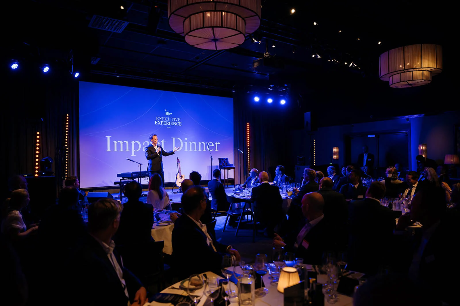 Inspirasjon under Impact Dinner Foredrag under Impact Dinner på Oslo Business Forum Executive Experience på Fýri Resort